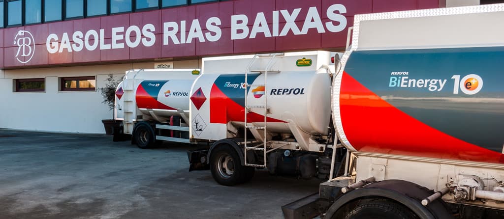 Flota de camiones adaptada para el reparto de gasóleo